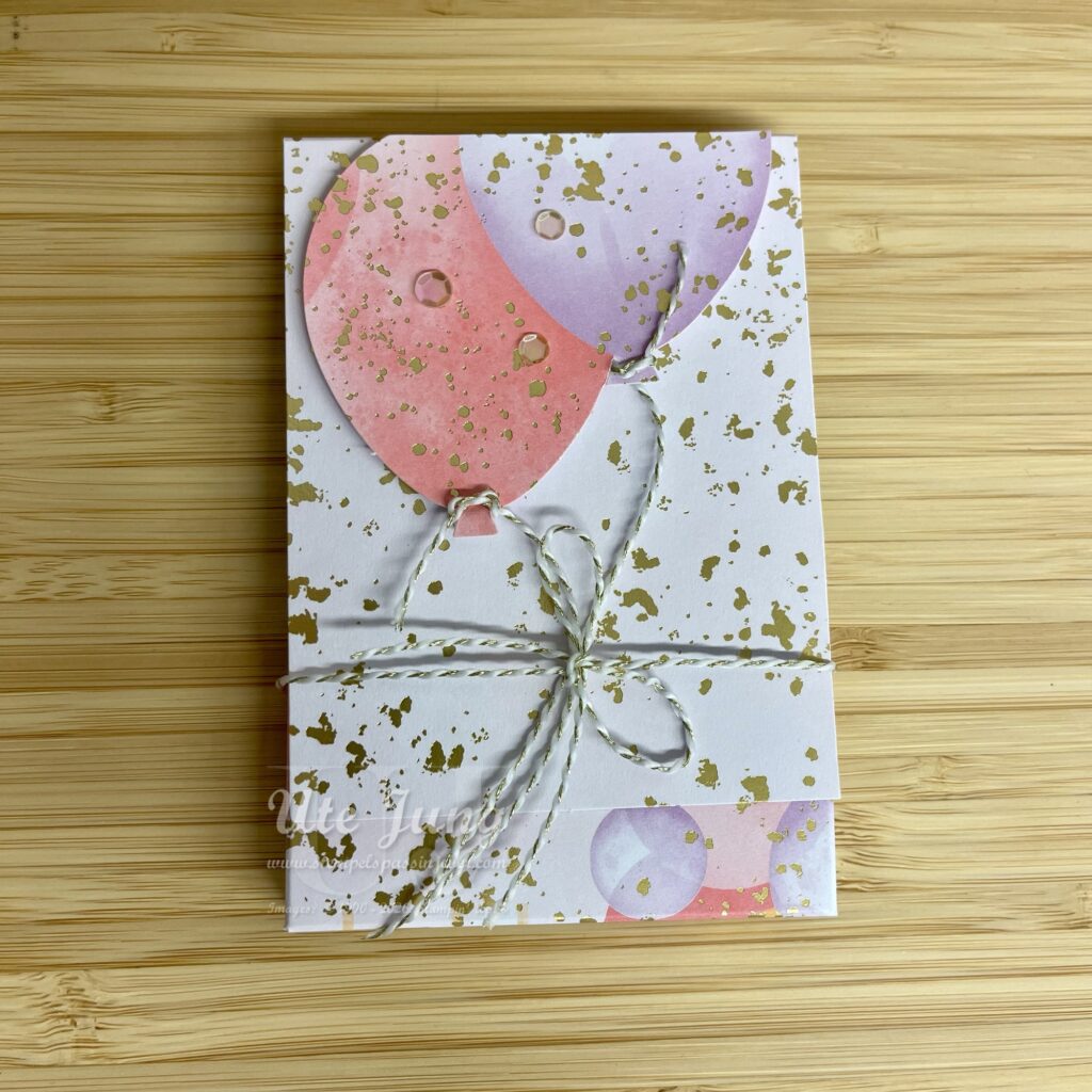 Verpackung mit Party mit Ballons